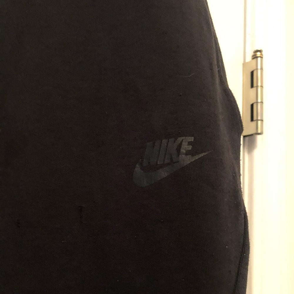 Men’s Nike Joggers (L) - Picture 2 of 6